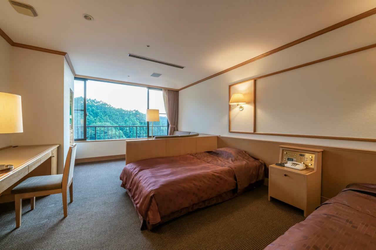 Fukuichi Hotel Shibukawa Bagian luar foto